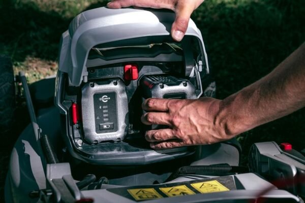 Cramer Akku-Rasenmäher 82LM46 – inkl. 1 Akku 82V220G + Ladegerät 82C1G + Mulchkit – 2500086UI – Bild 6