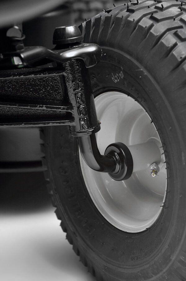 Black Edition 285/106 TWIN KH TRAC Rasentraktor mit Winterpaket 120 Plus – Bild 16