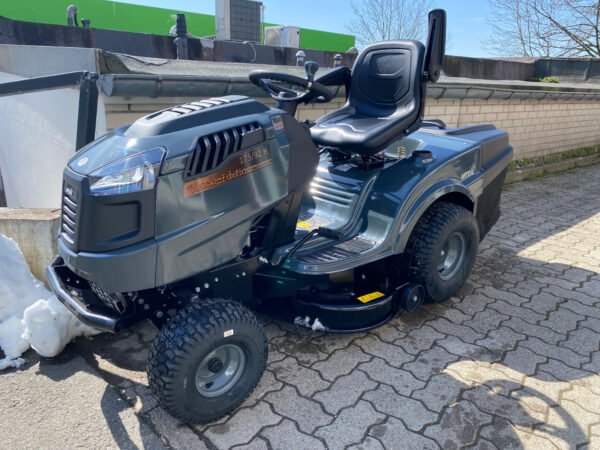 Black Edition 175/92 H Rasentraktor by MTD – Deluxe – Bild 24