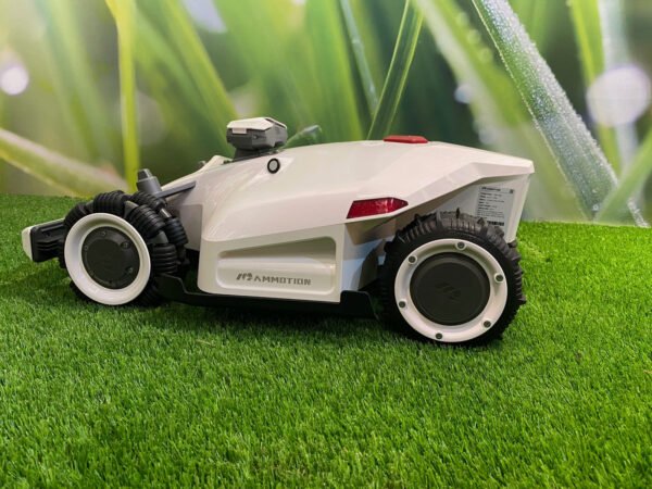 LUBA 2 AWD 5000 Mähroboter – Bild 10