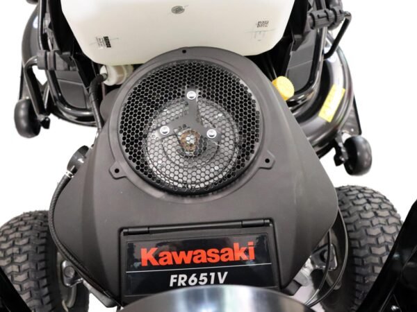 Black Edition 285/106 TWIN KH TRAC Rasentraktor – Bild 5